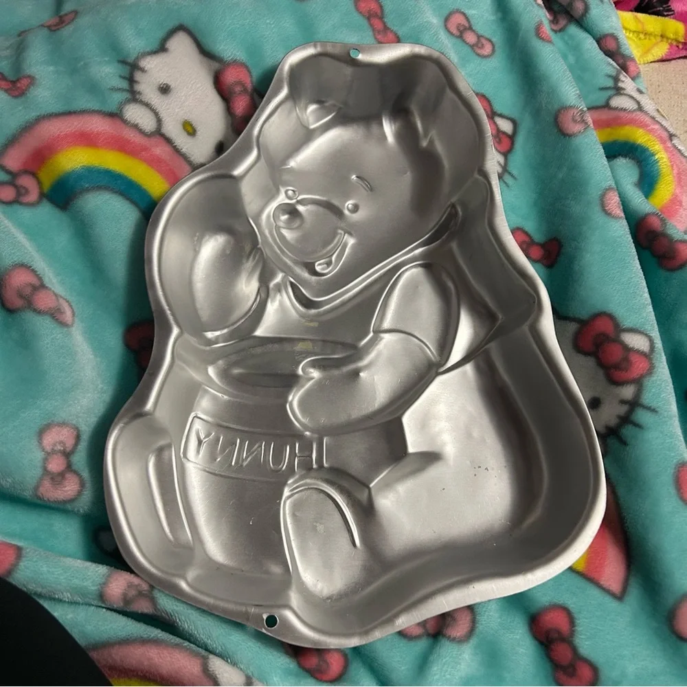 Wilton cake pan